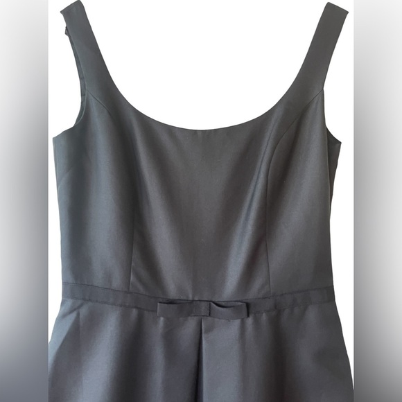 Ann Taylor Dresses & Skirts - 🔥🖤Ann Taylor size 2 black dress - it’s EVERYTHING!  Like new condition. SWEET!